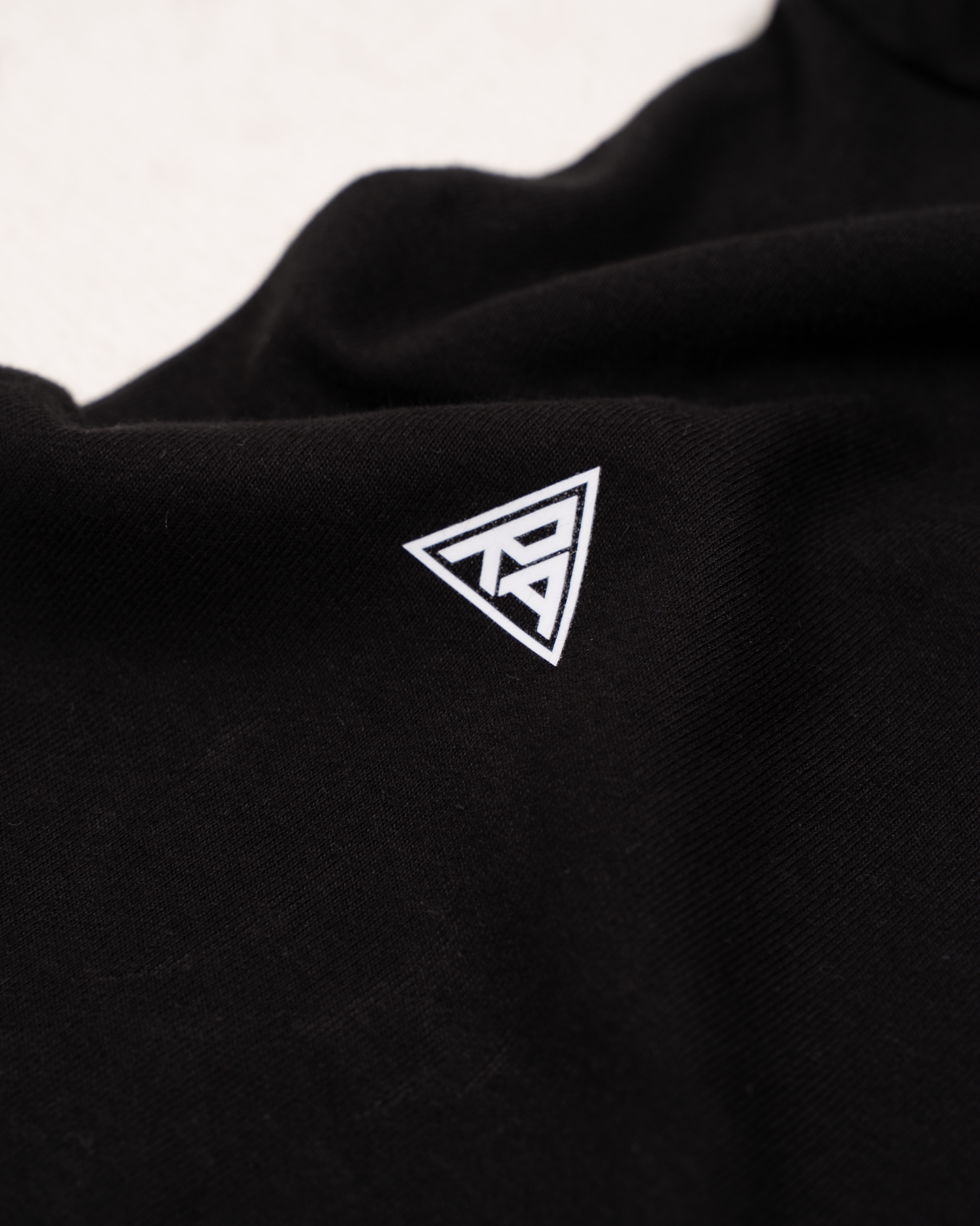 NOIR LEGACY T-SHIRT